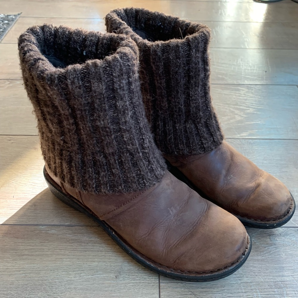 Clarks Women’s 2-way Leather Calf-High Brown Knit Rollover Boots, Size 8.5